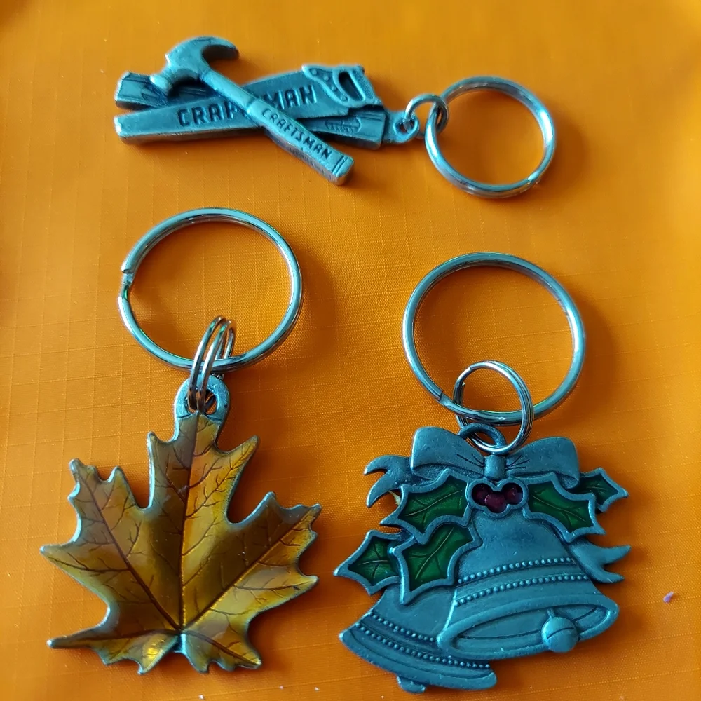 Set Of 3 Pewter Key Rings - Picture 11 of 11